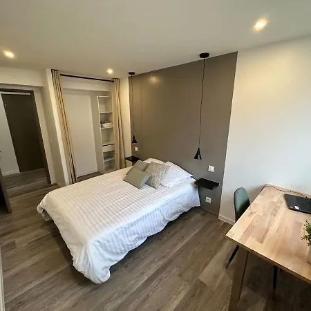 Spacieux T5 / Bourg Des 4moulins Apartamento Brest